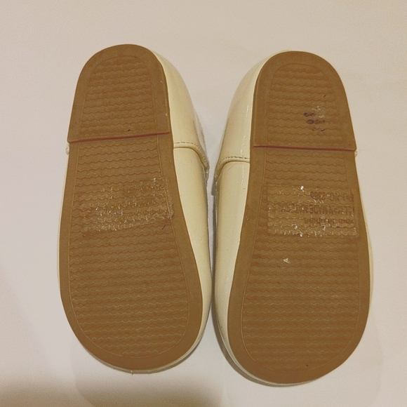 Off white dress shoes - Picture 3 of 4